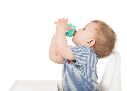 【凈水器加盟】家庭凈水器要求水質(zhì)高嗎？廣東家用廚房?jī)羲骷用?>
                    </div>

                    <div   id=